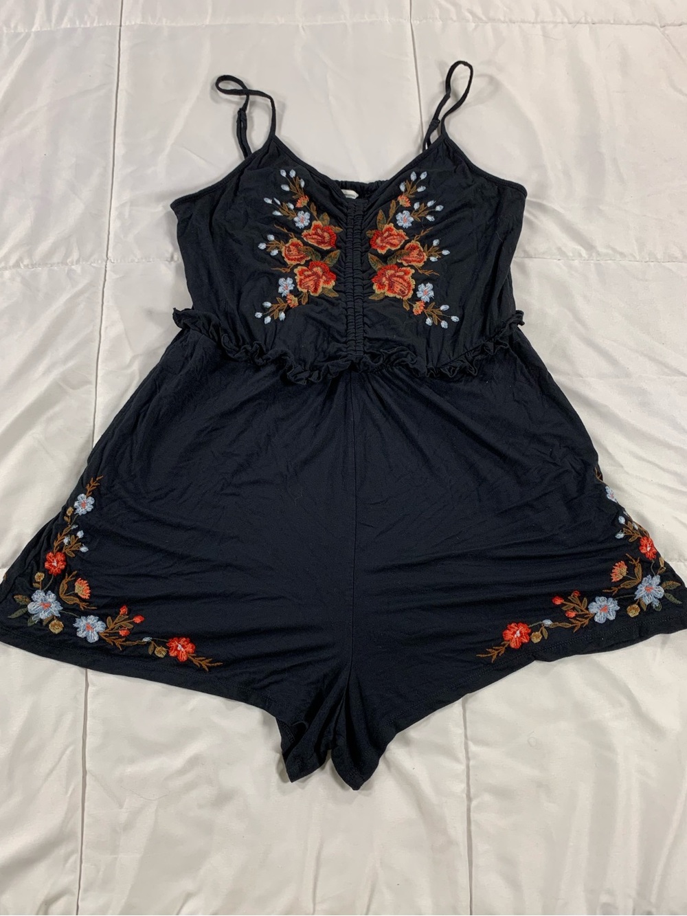 Pre loved AMERICAN EAGLE romper womens size L